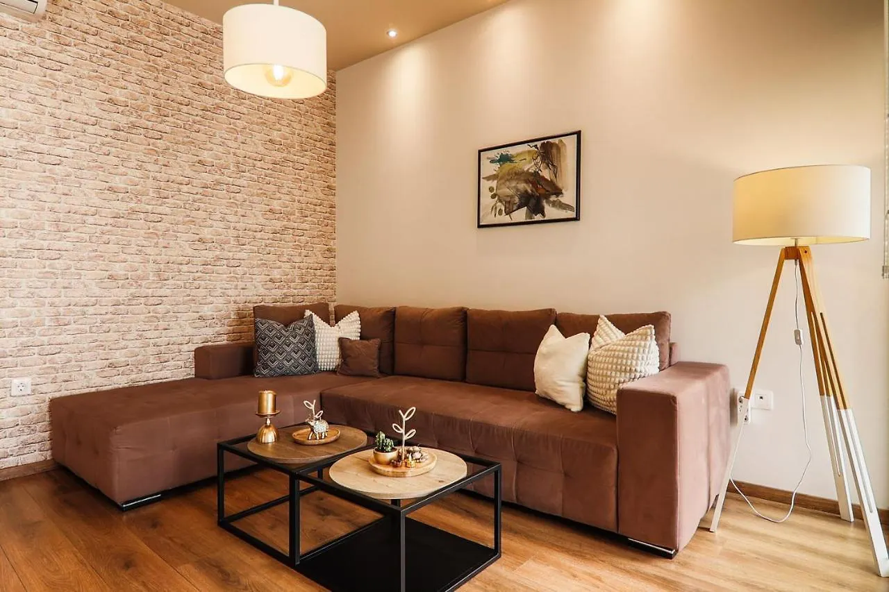Superior One Luxury Apartments Салоники